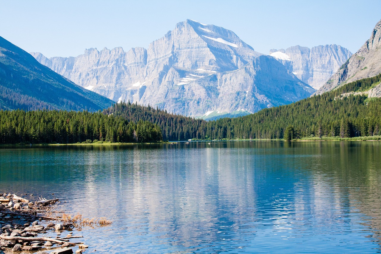 Exploring the Hidden Trails of the United States’ Glacier National Park